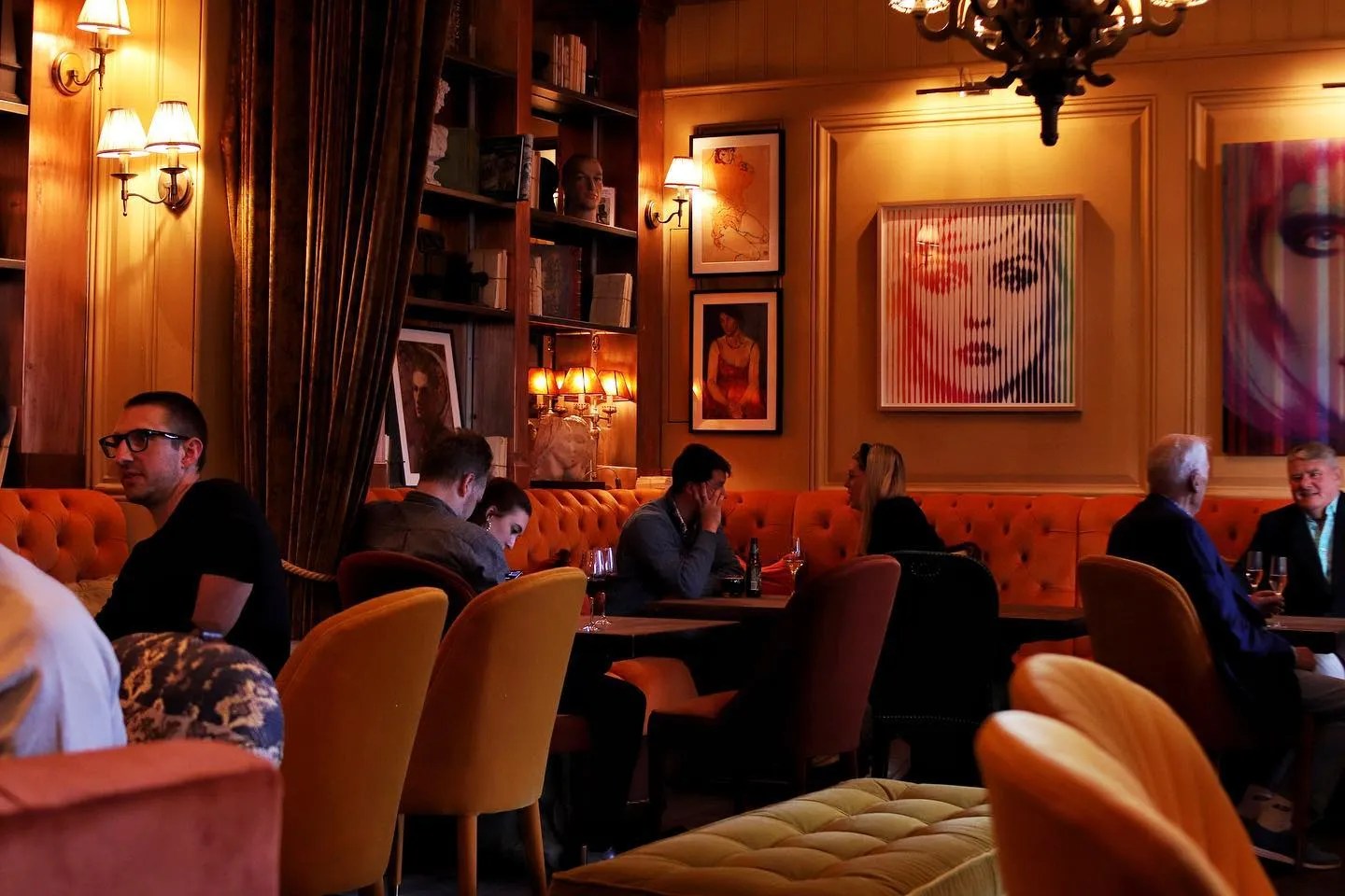 Third Avenue Review, Hove Bar Restaurant Boutique Handbook