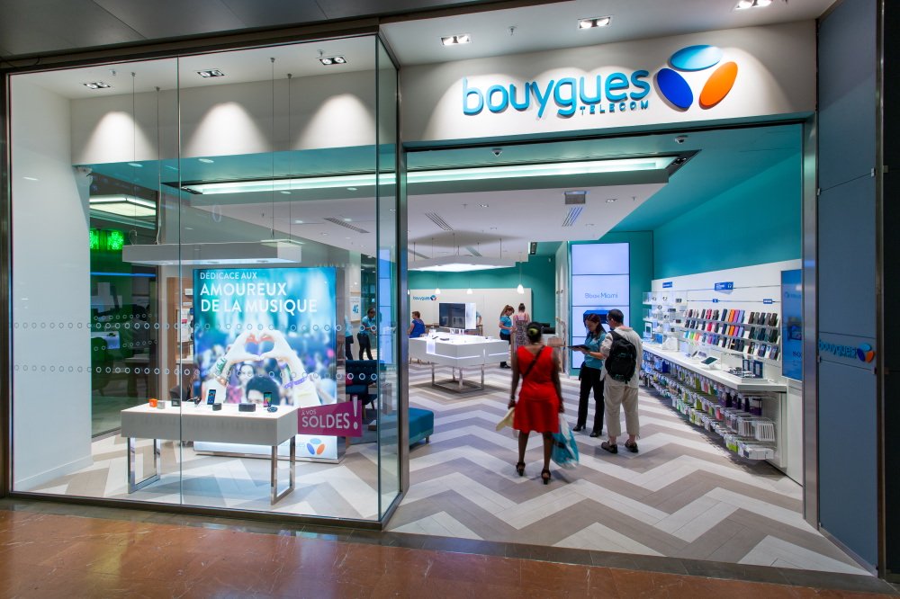Boutique BOUYGUES PARIS WAGRAM France, Paris