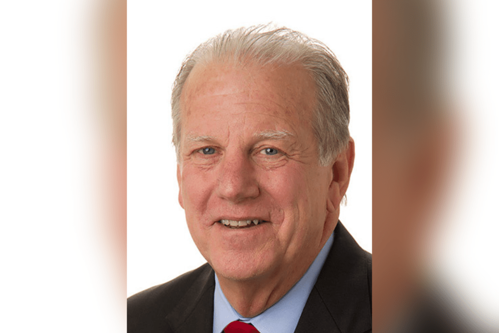 Faculty Spotlight John Bowen, Adapting to the Changing Environment of H&T