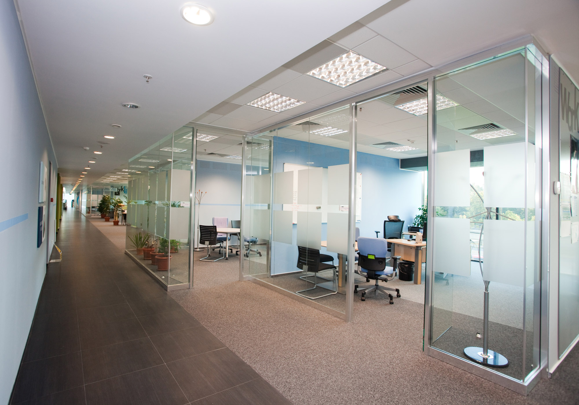 Commercial Window Film Supply & Installation UK Bow Window Film LTD