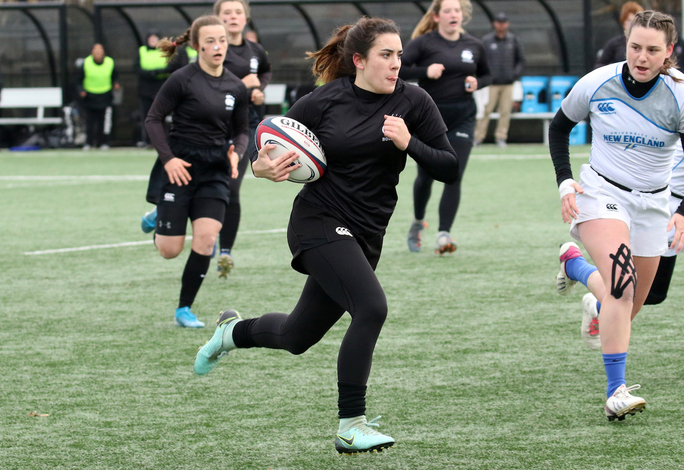 Women’s rugby hits the pitch against rival University of New England The Bowdoin Orient