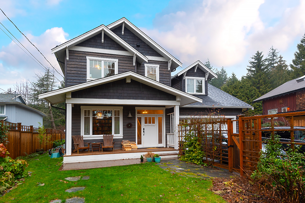 1141 Lenora Road BOWEN HOMES