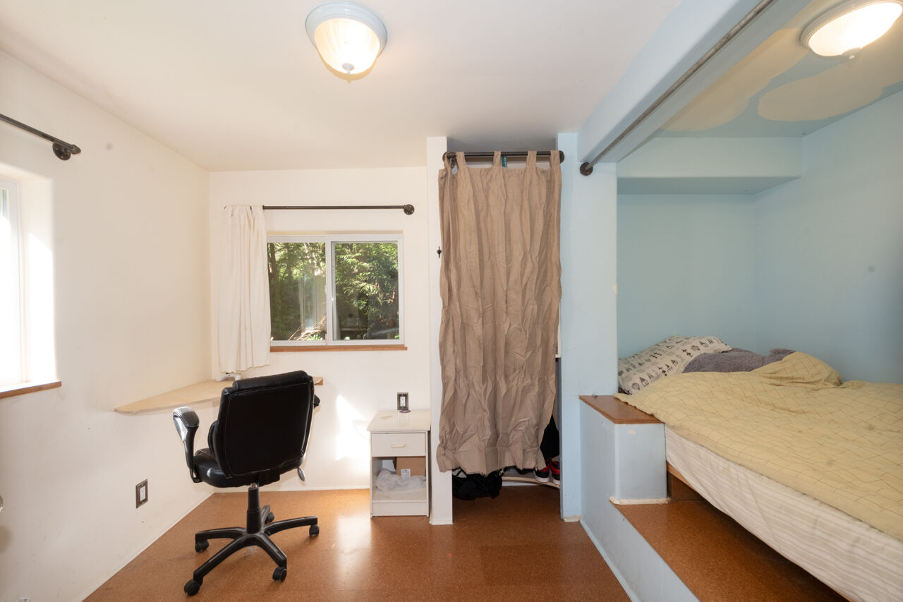 1743 Bowen Bay Road BOWEN HOMES