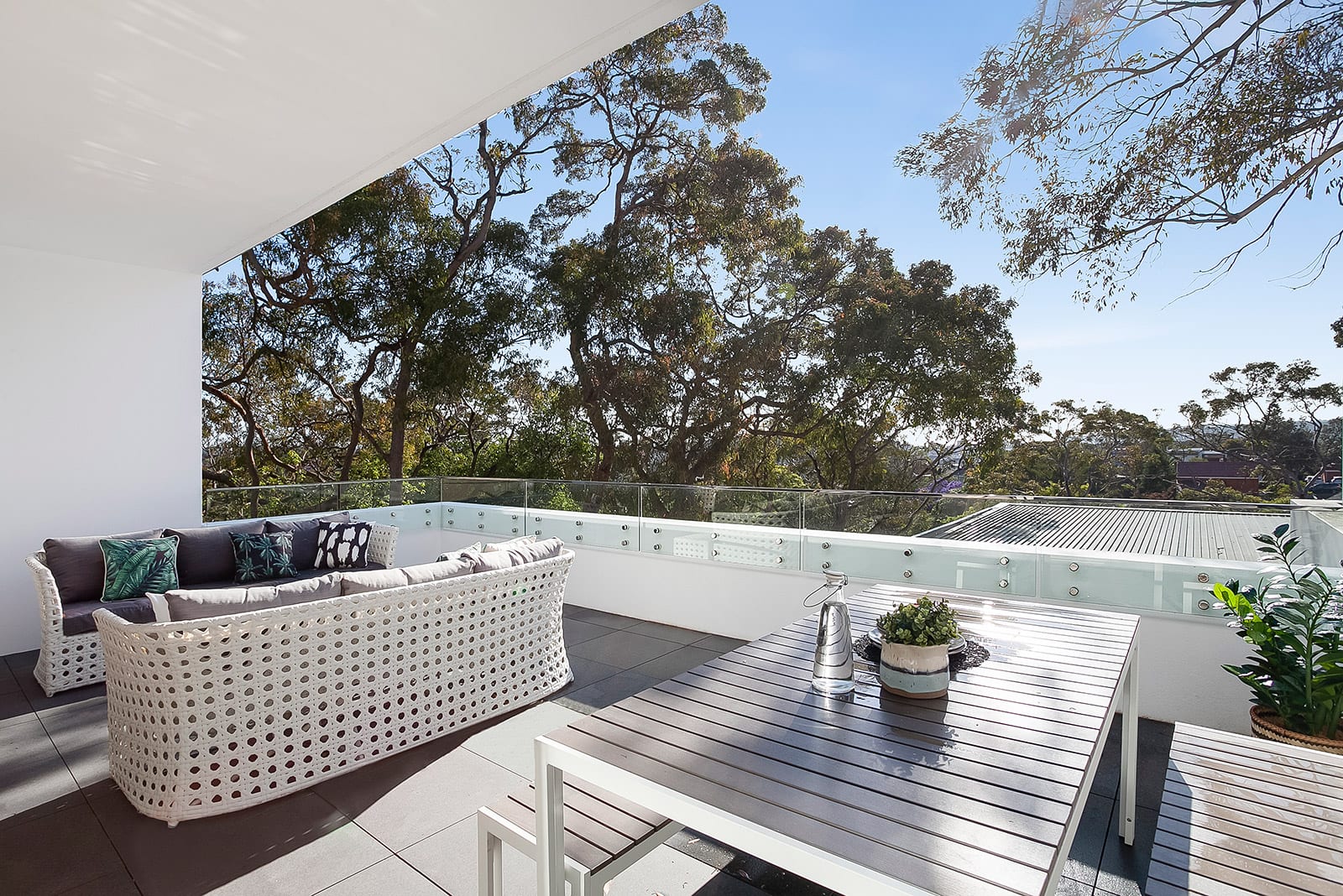 Sleek Balgowlah Apartment BOWERBIRD Interiors BOWERBIRD Interiors