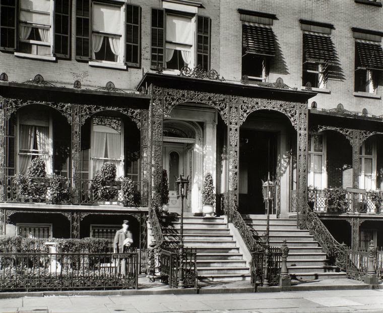 The Secrets of Gramercy Park (and you don't even need a key) The