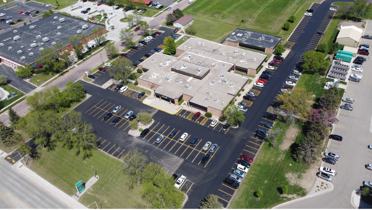 Avera Medical Group and Access Health of Brookings Bowes Construction