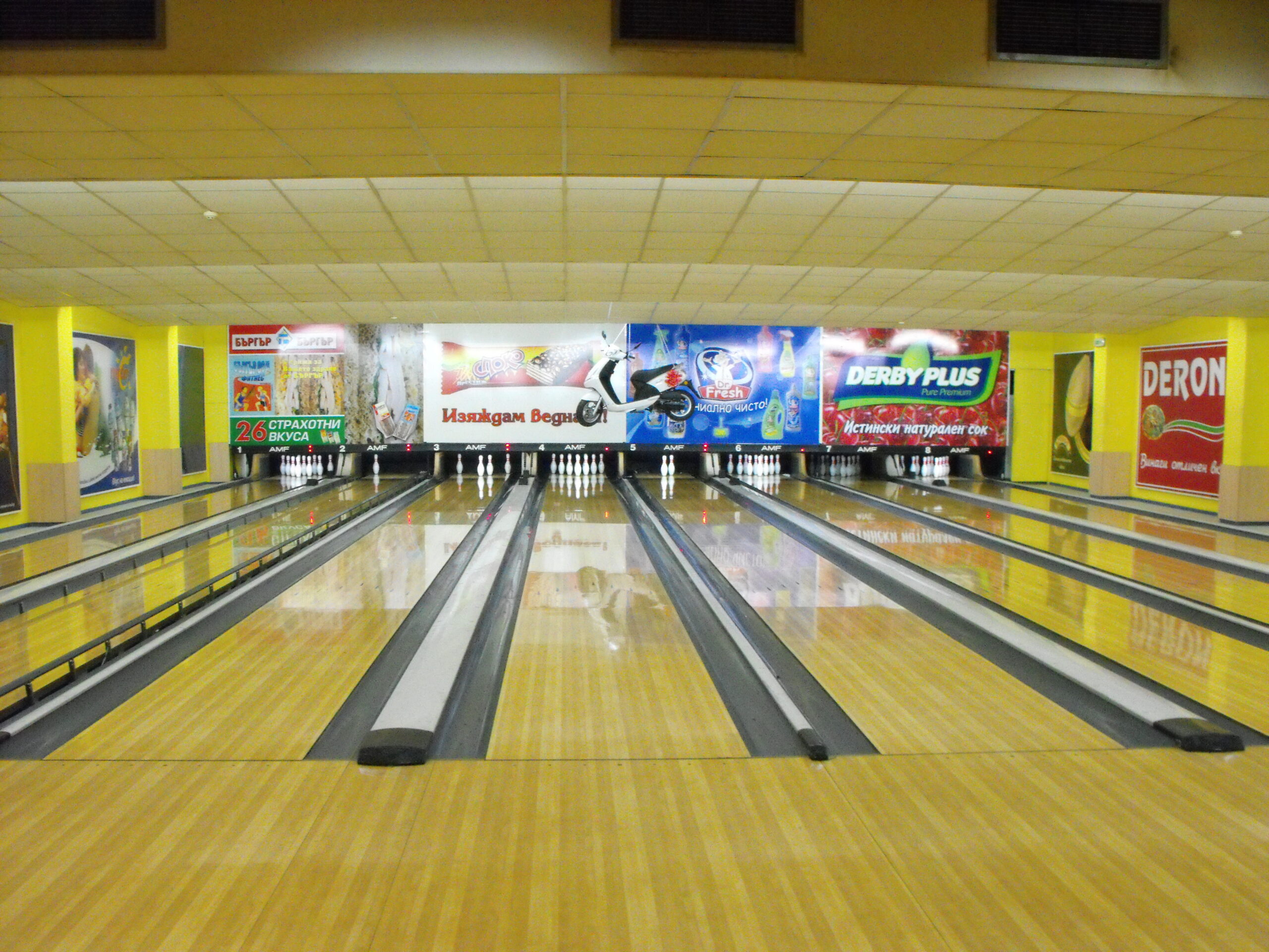What Are Bowling Lanes Made of and Why? Synthetic vs. Wood Lanes