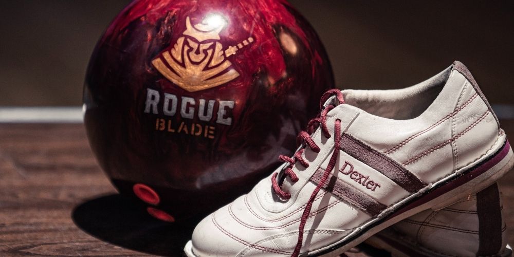 Best Bowling Shoes for Sliding Bowling Hacker
