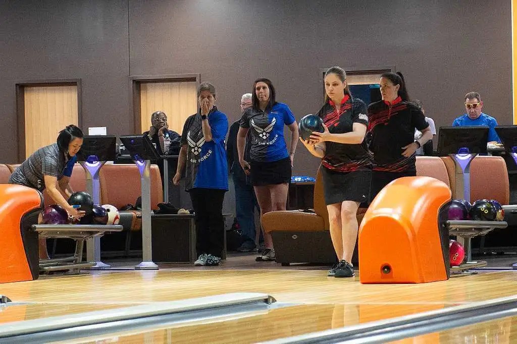 4 Step Approach Bowling Difference Between 4 And 5 Steps