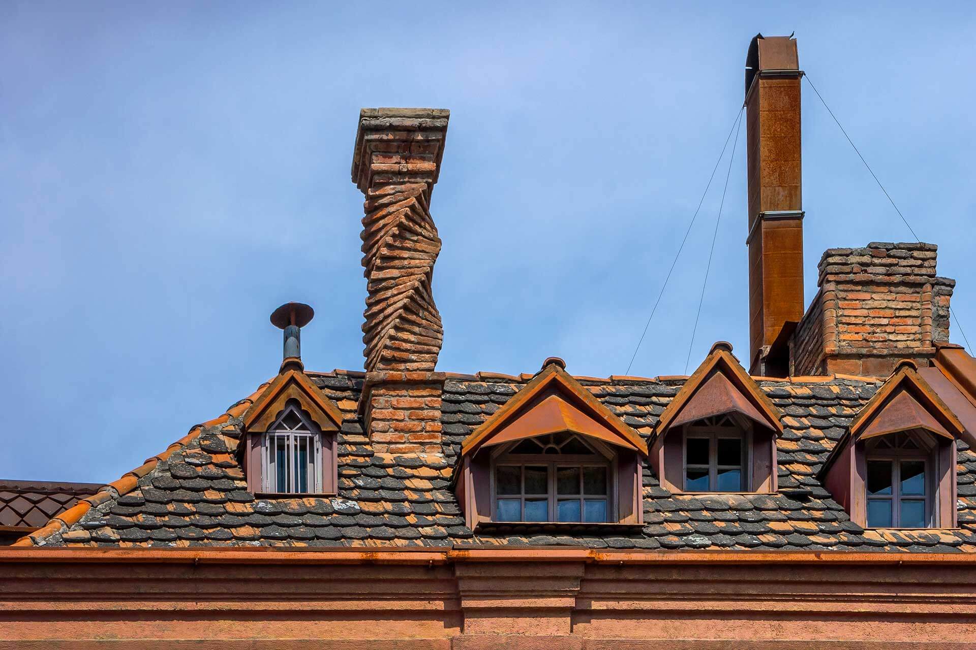 HIRE A PROFESSIONAL TO BUILD A QUALITY MASONRY CHIMNEY FOR YOUR TORONTO