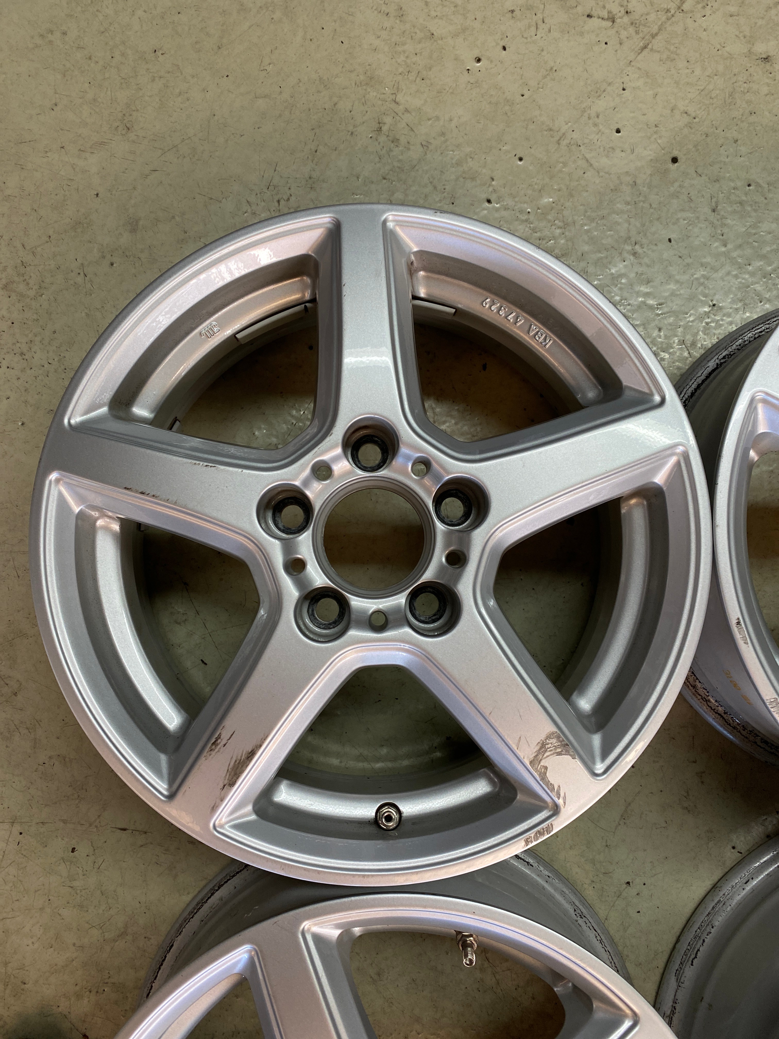 15 Zoll Alutec Felgen für Mercedes AKlasse 168/169 BKlasse 245