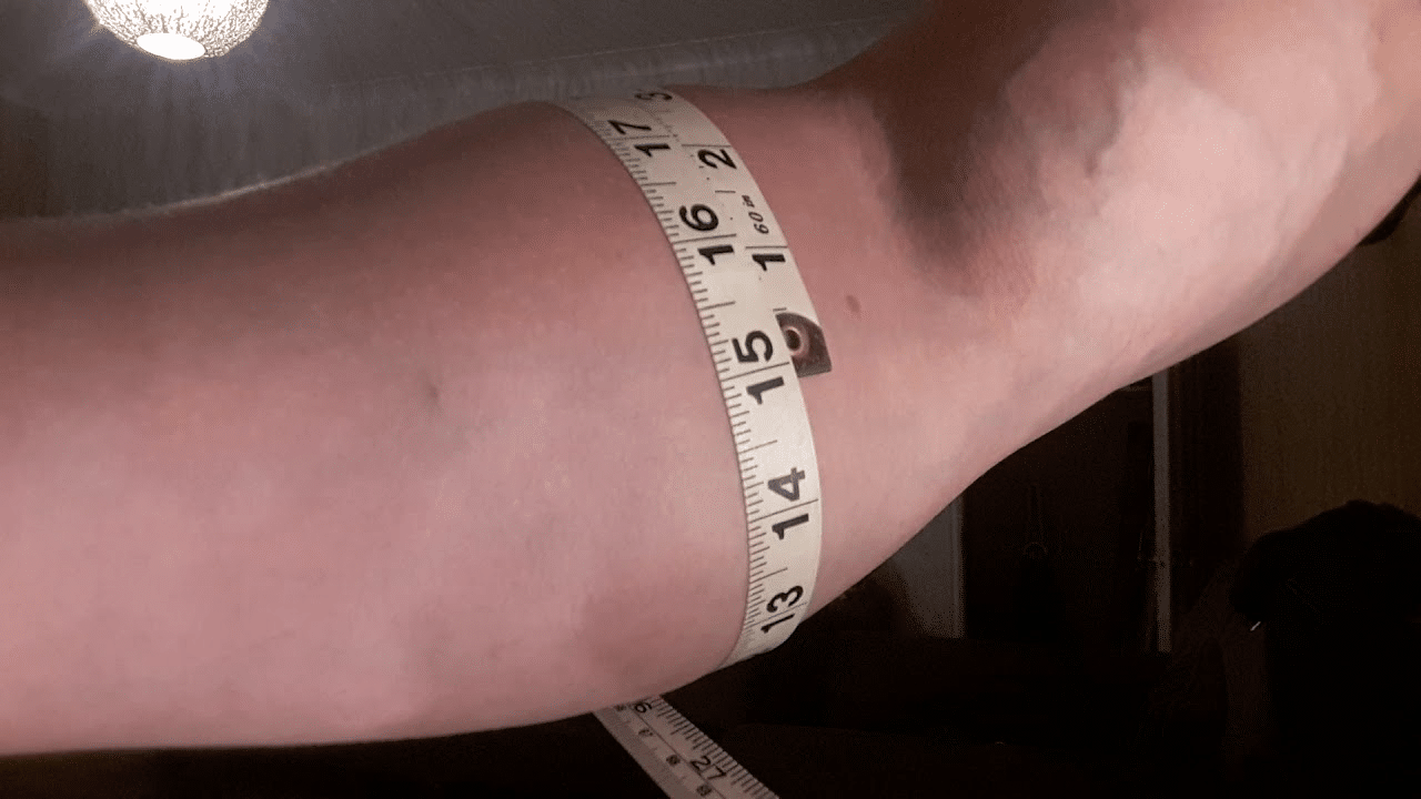 Forearm Flex What’s The Average Forearm Size For Men and Women (And