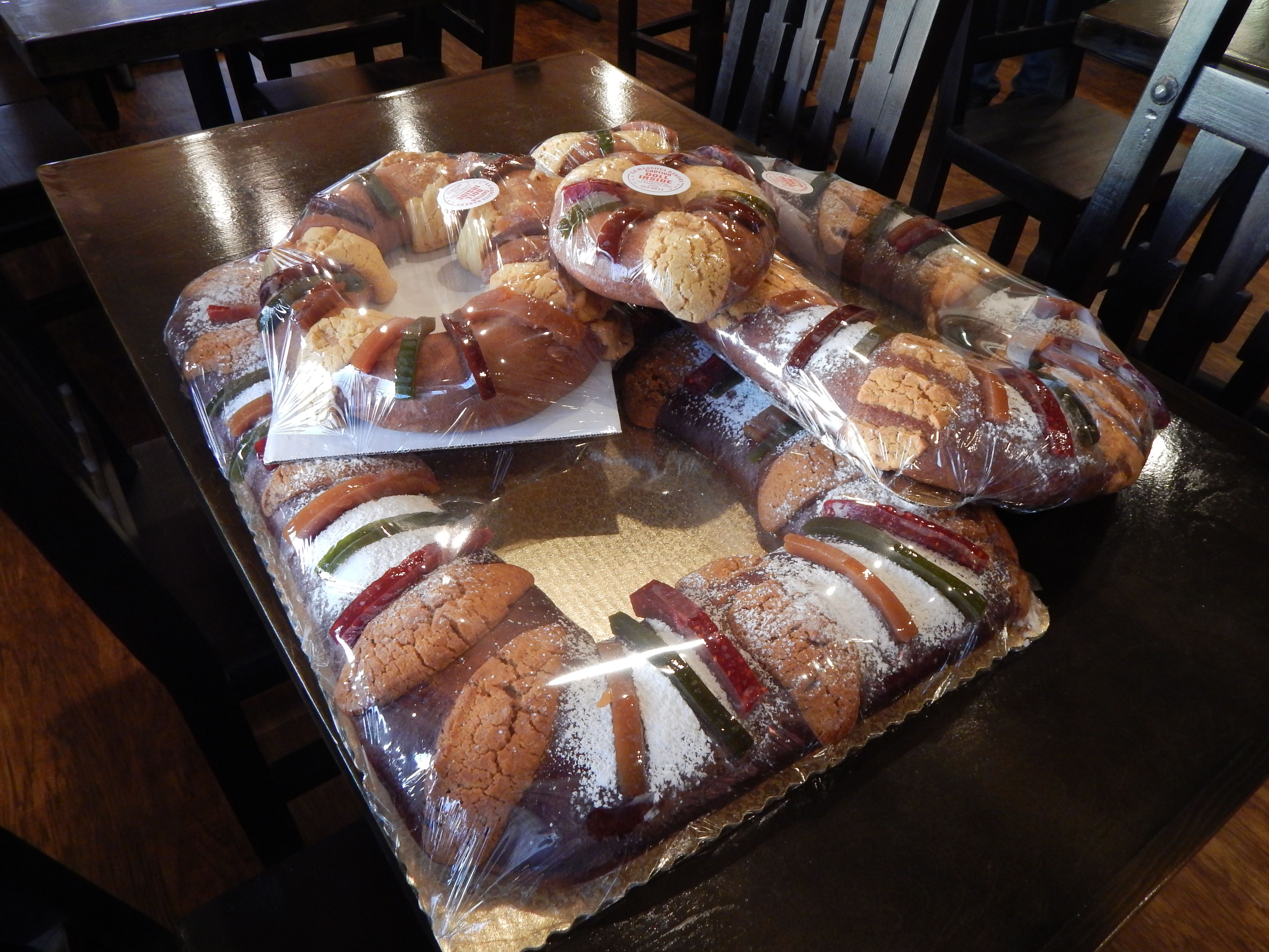 In BH, ‘roscas de Reyes’ sell like hot cakes Boyle Heights Beat