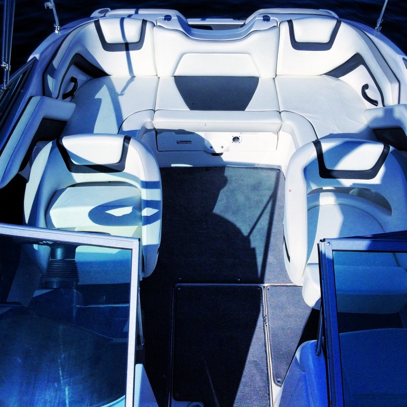 Ski Boat Power Boat Rentals On Lake Charlevoix downtown Boyne City