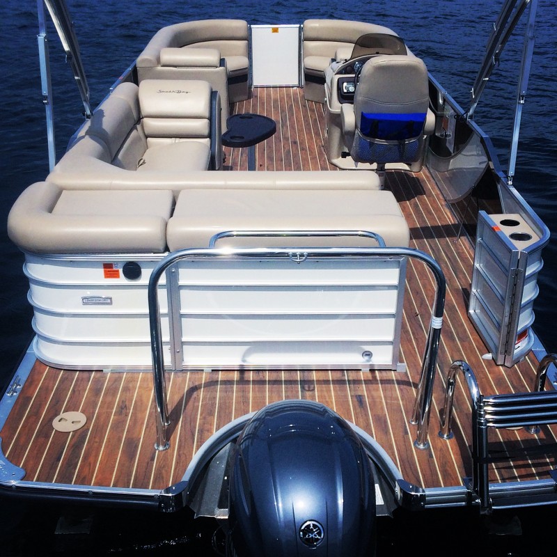 Pontoon Boat Rentals On Lake Charlevoix downtown Boyne City
