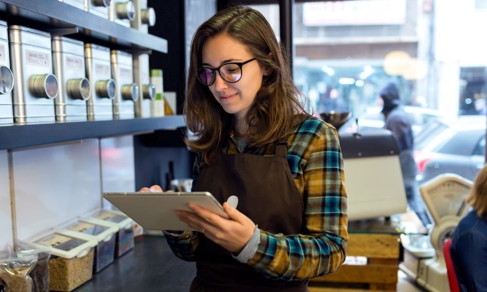 BPA POS Solutions How To Maintain Inventory in Your Retail Store