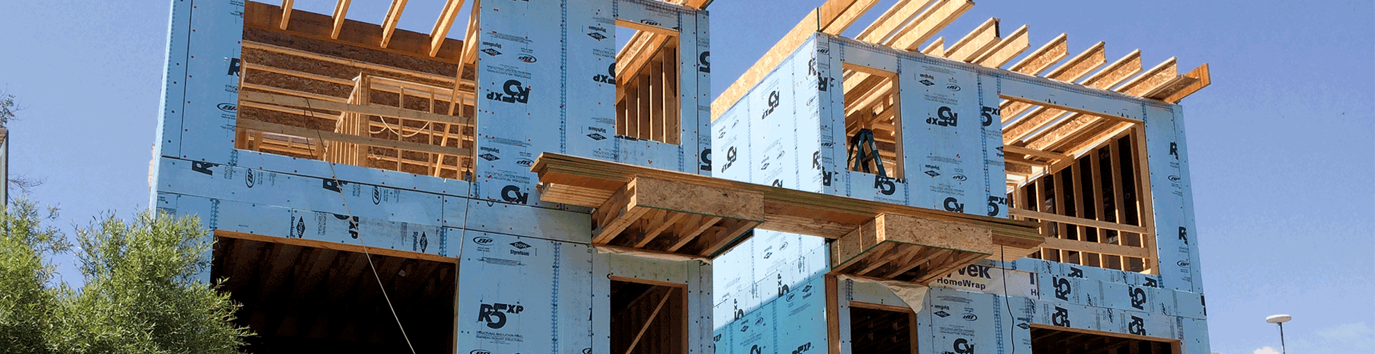 R5 XP Polystyrene on a wood fibre panel coated with asphalt