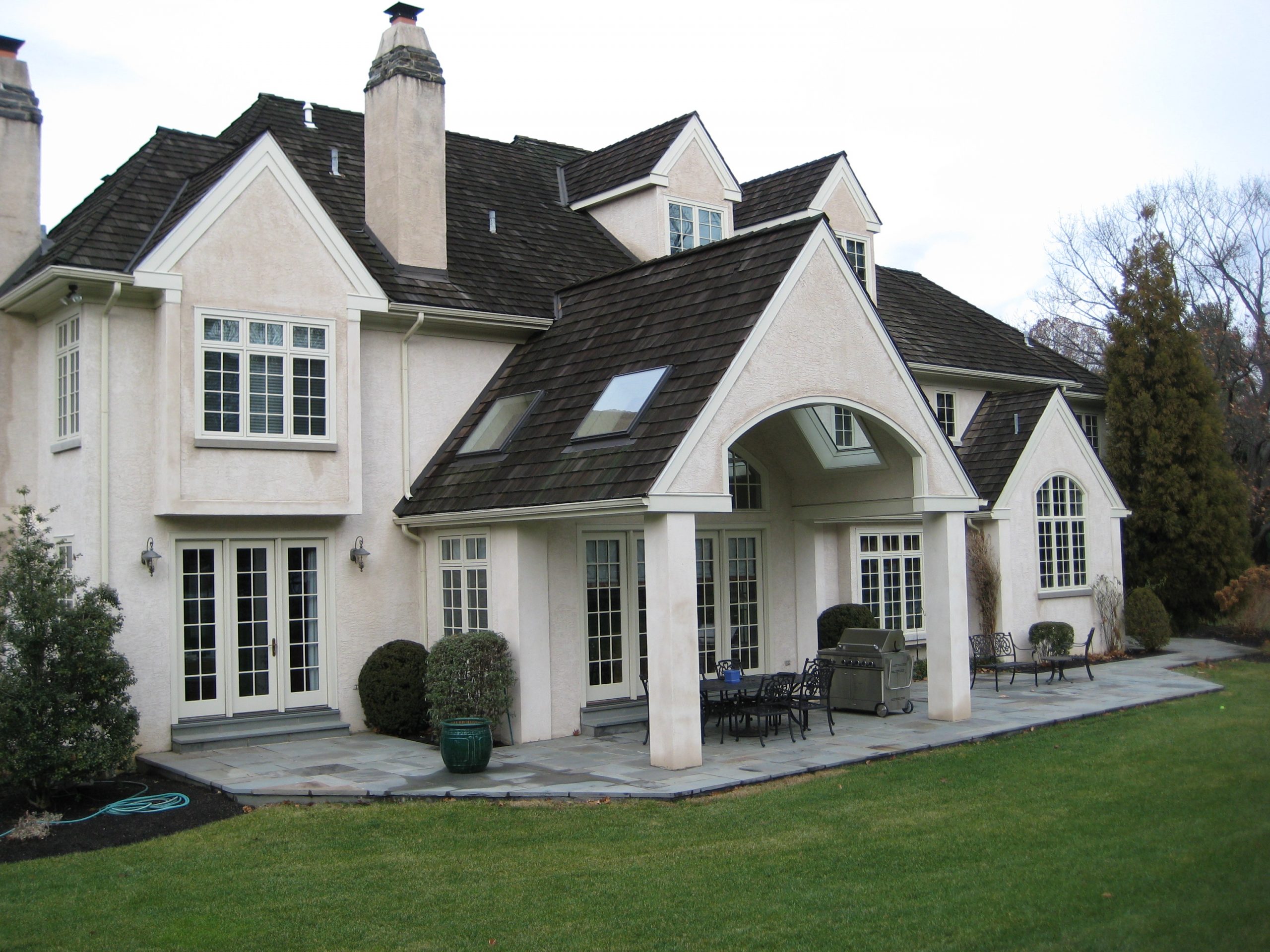 2″ REAL STONE ON HOUSE IDLEWILD RD, GLADWYNE Residential & Commercial Construction Newtown