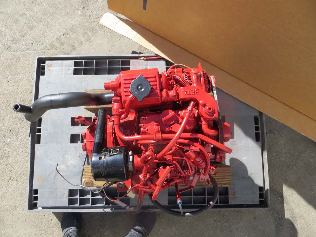 Beta Marine Diesel BETA14 with Twin Disc 21 Transmission [BETA14