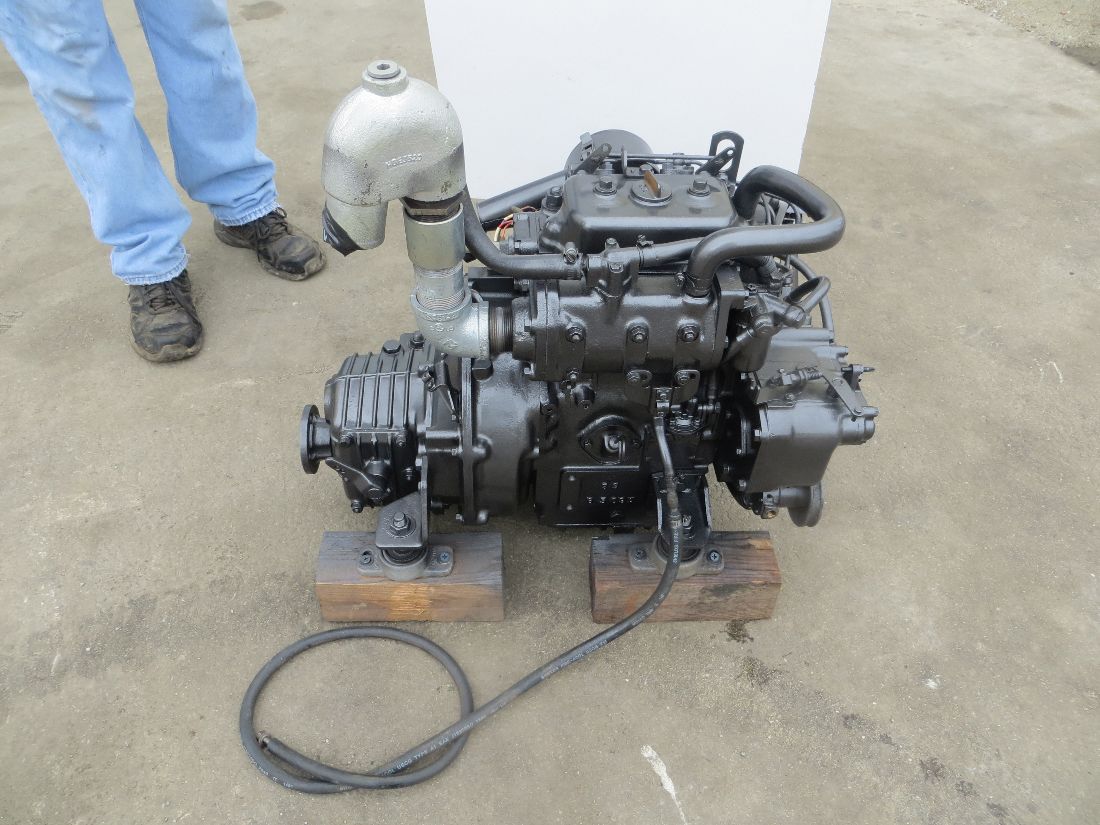 Yanmar Marine Diesel 2QM15 with KBW10 21 Transmission [YANMARENG