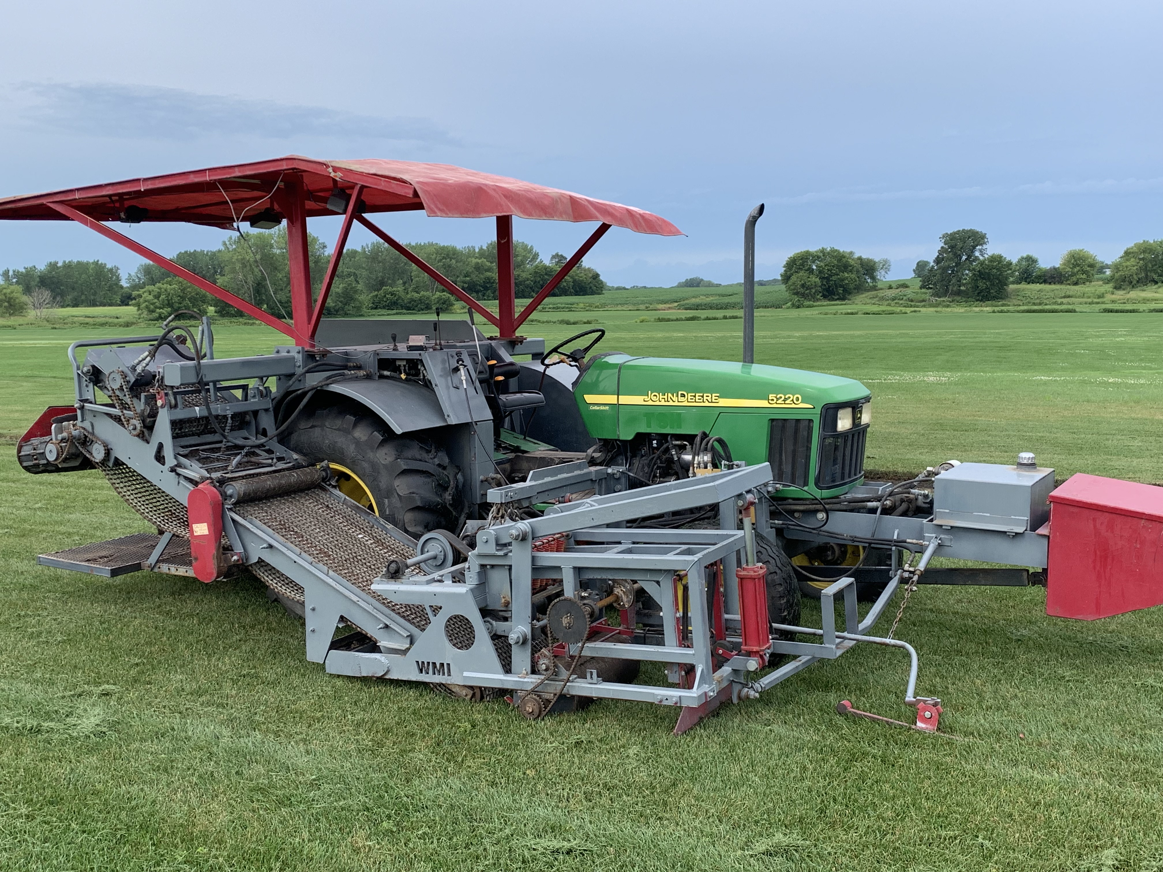 24″ Texas Sod Harvester on JD5220 BP Turf