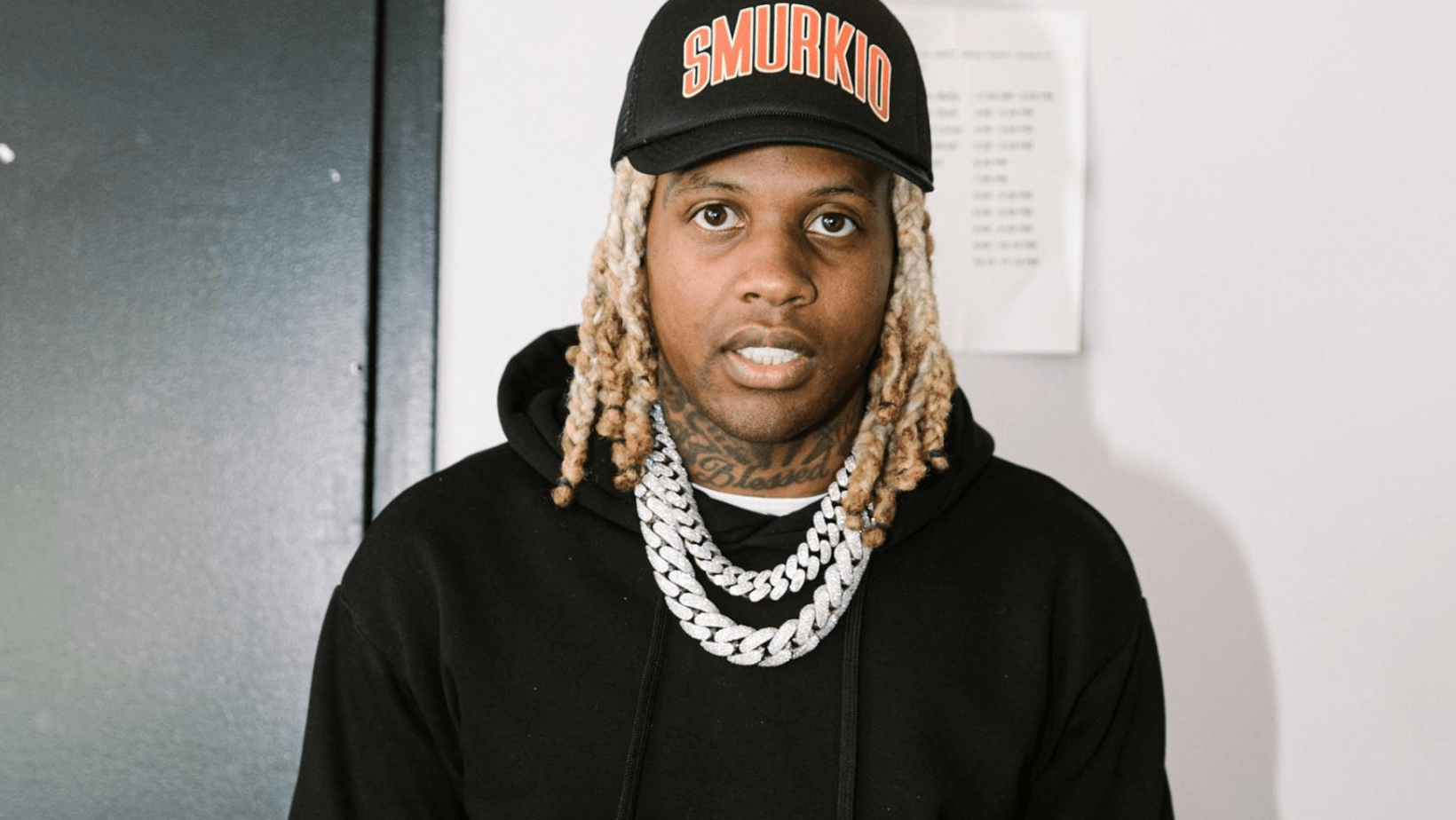 Rapper vencedor do Grammy Lil Durk lança novo single e vídeo "Turn Up A