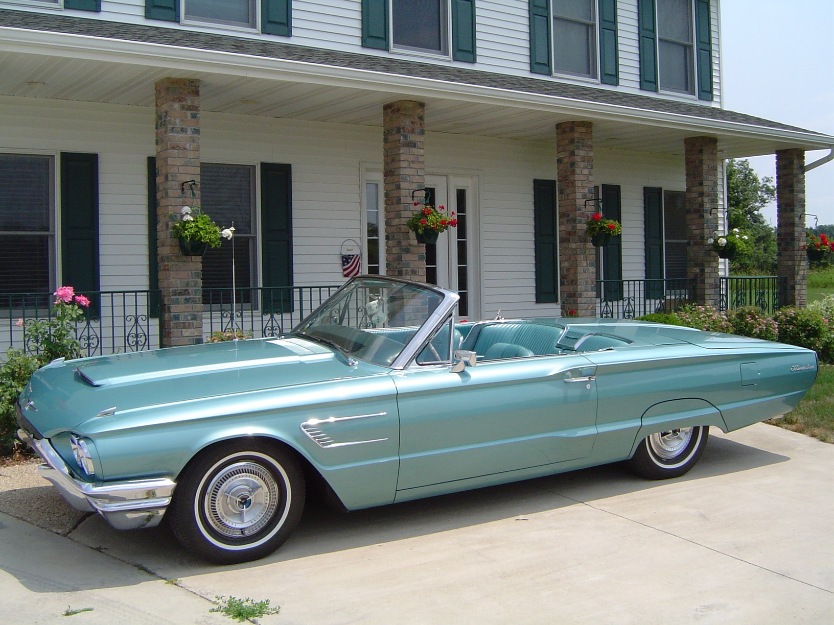 65 Tbird 034 Braaten's Auto Center