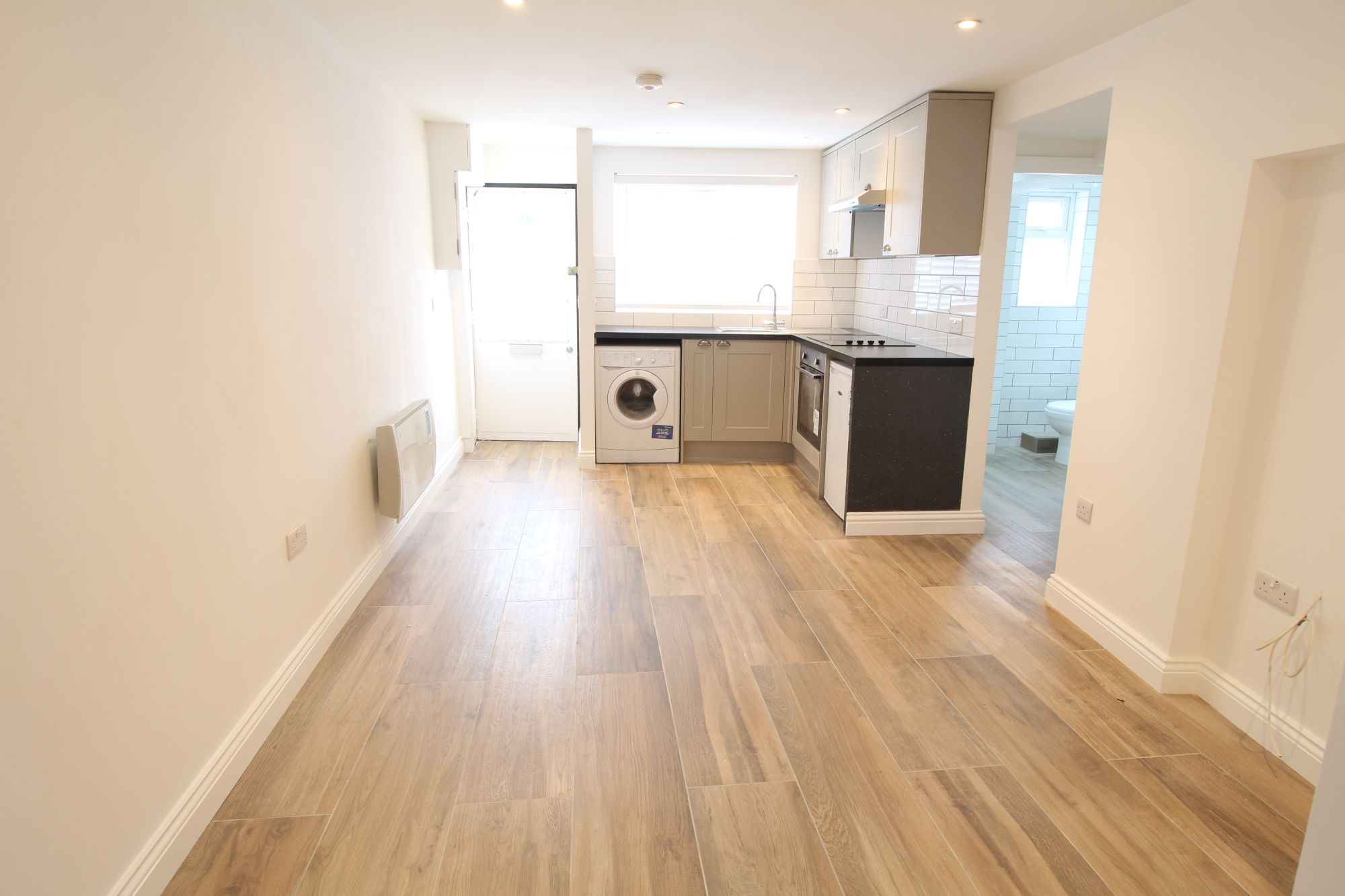 Modern One Bedroom Ground Floor Flat in Hornsey N8 Bracewells