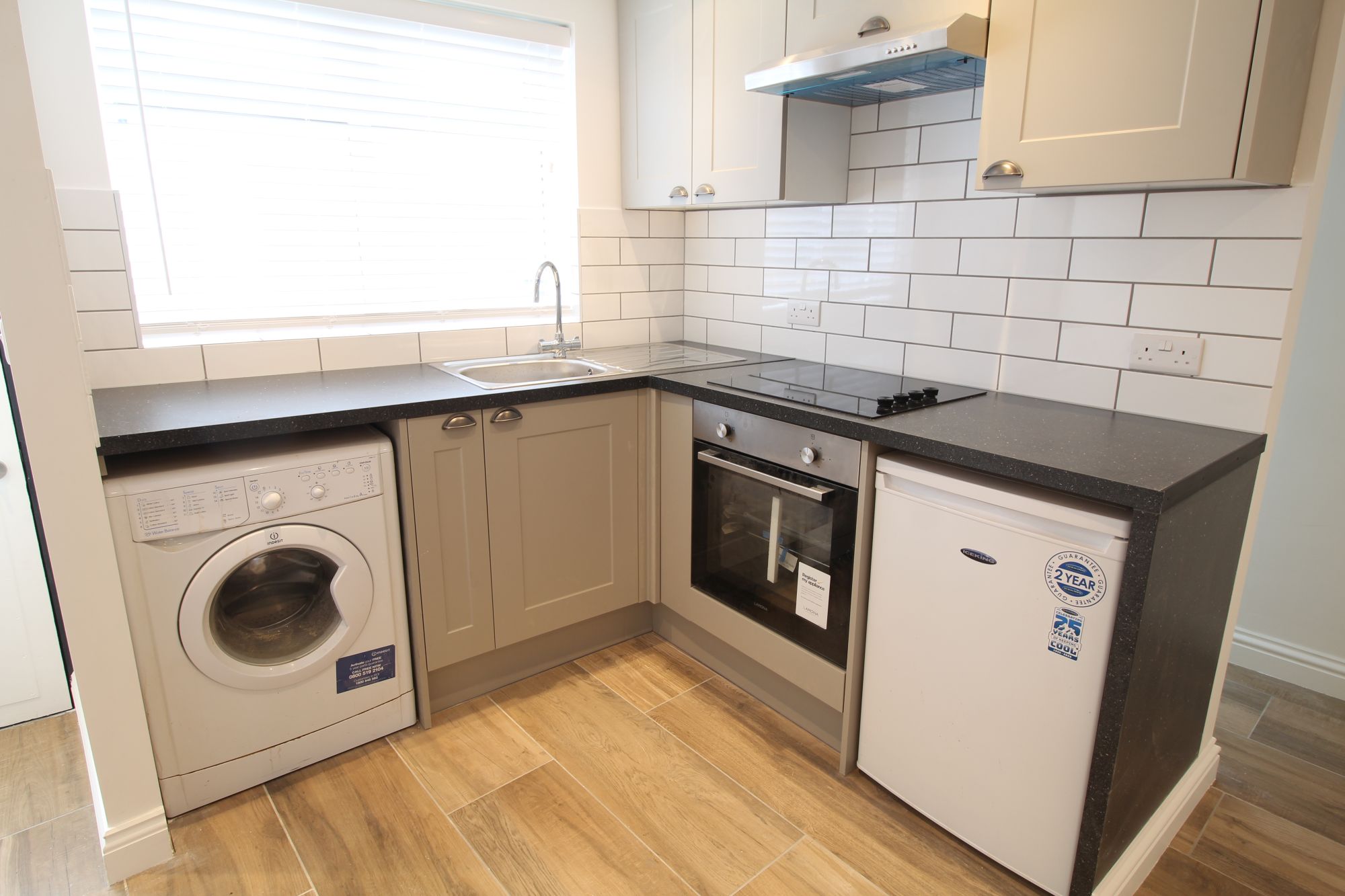 Modern One Bedroom Ground Floor Flat in Hornsey N8 Bracewells