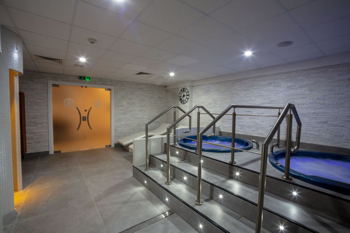 LUXE SPA Four Seasons Hotel, Carlingford project Bracken Pool Services