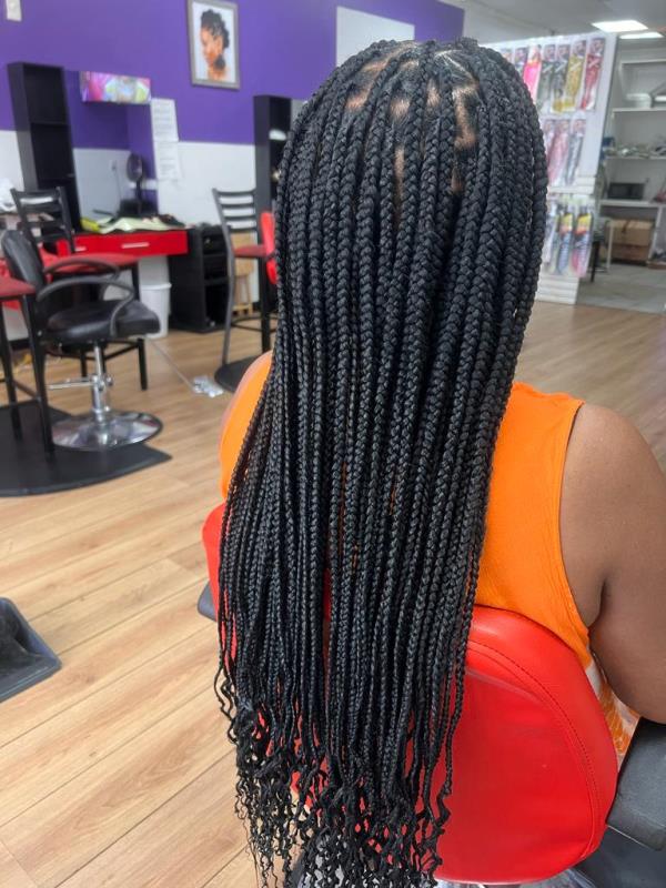 Gallery Ummiah Braiding & Weaving Houston TX hair salon houston