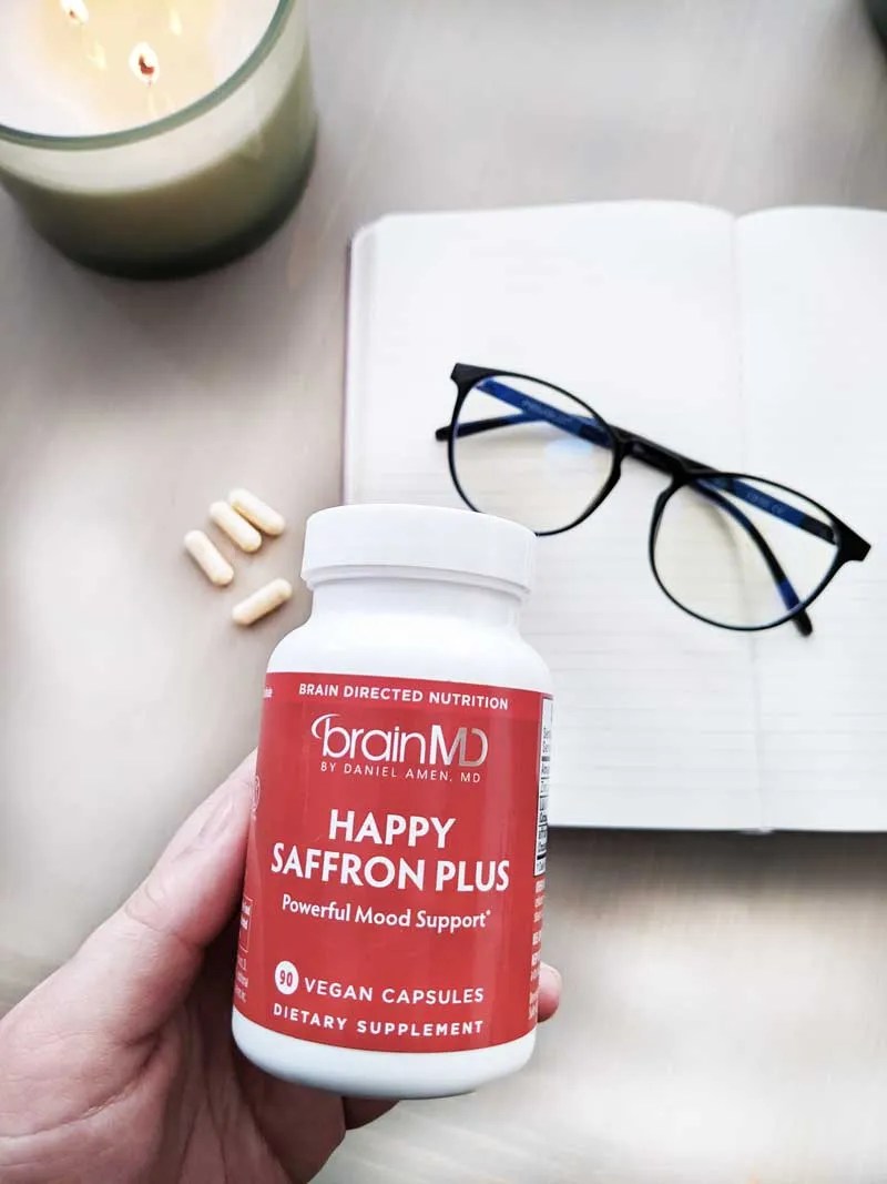 7 Ways to Stop Negative Thoughts for Good & Feel Happier Each Day