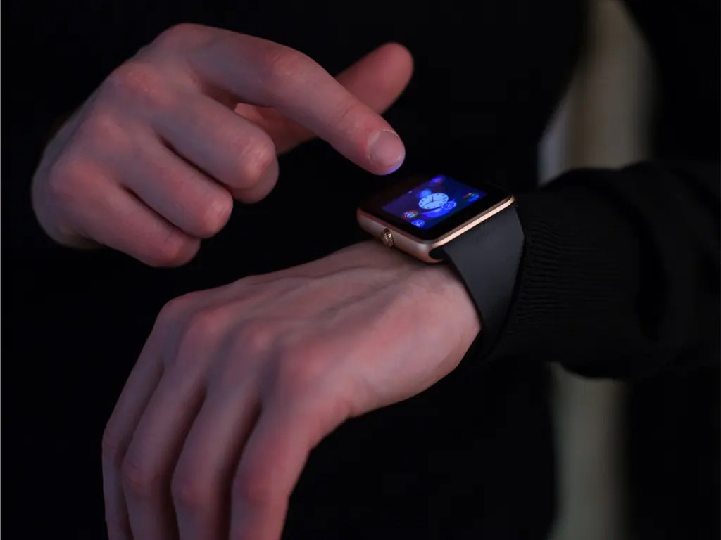 Why Does Fitbit Keep Dying Ultimate Guide brainyhousing