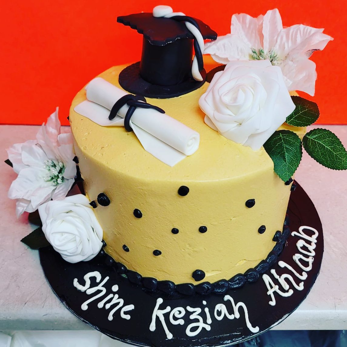Graduation Cake (7)