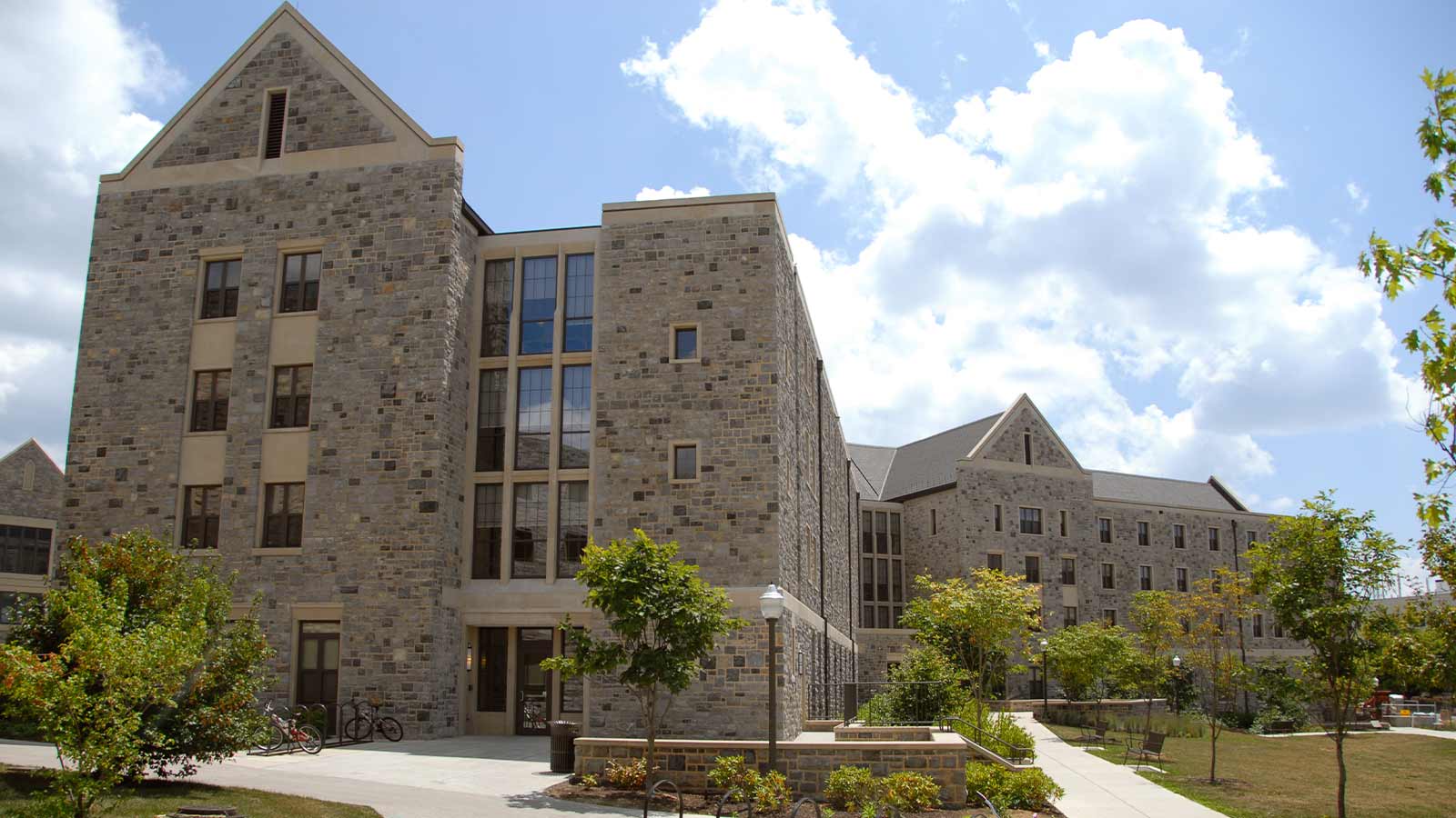 Virginia Tech Residence Hall Branch Builds