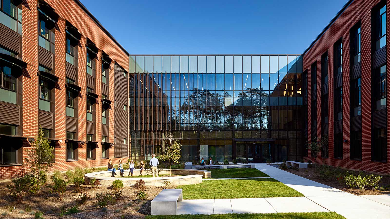 Frederick County Middle School Branch Builds