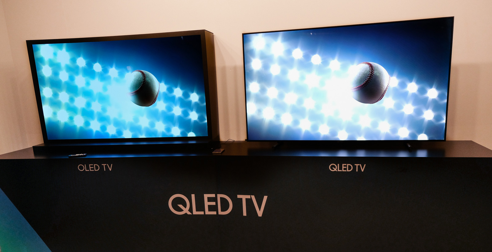 Samsung dévoile ses téléviseurs QLED en les qualifiant de supérieurs