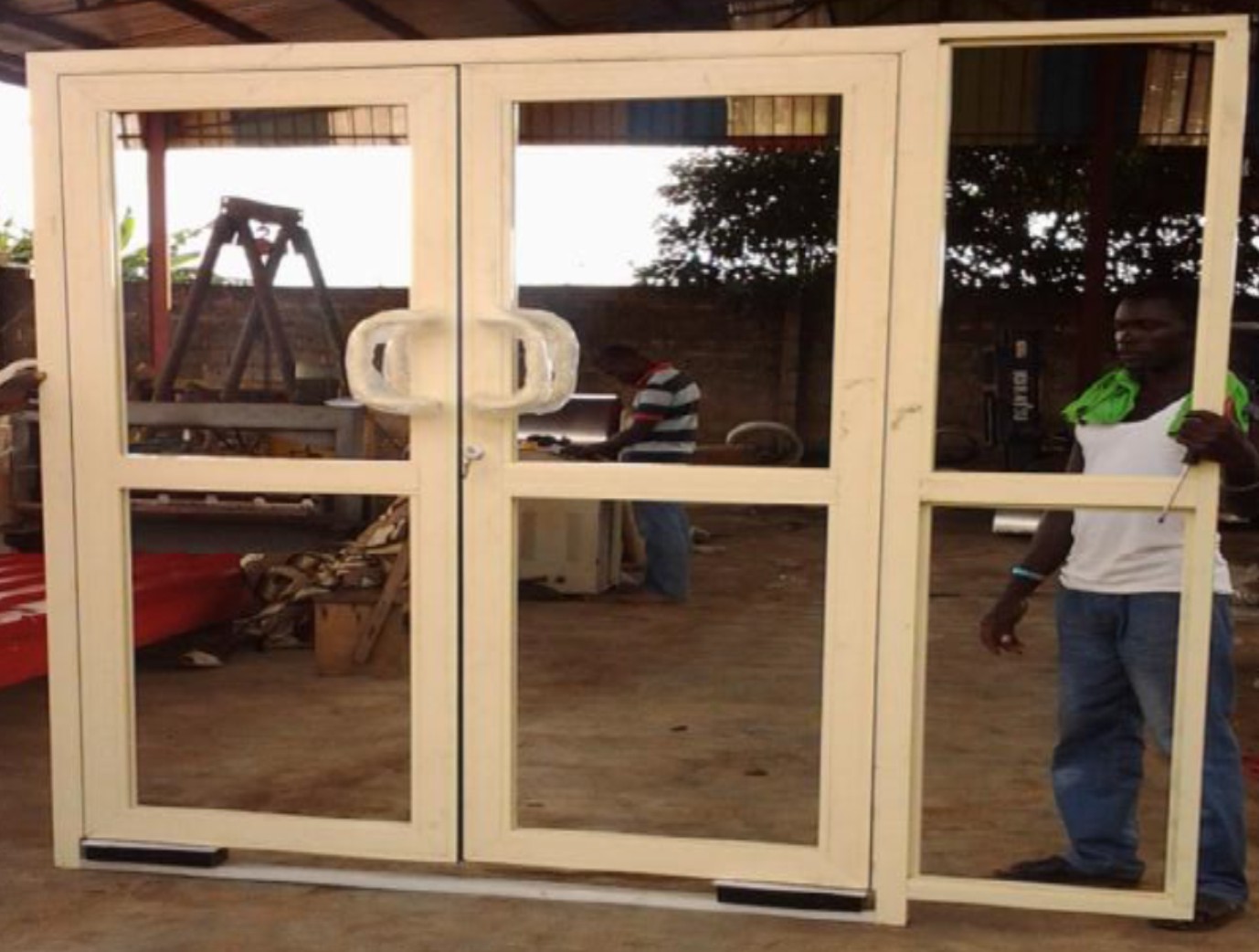 ALUMINIUM SWING DOOR BRANON ALUMINIUM