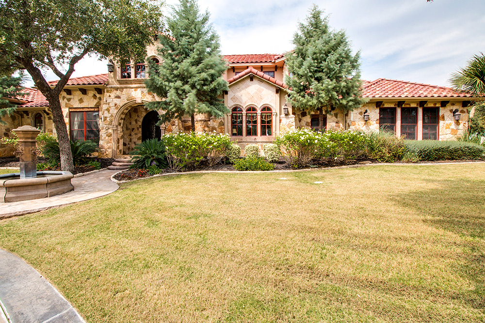 Ada Court Custom Home Detail Bransom Homes