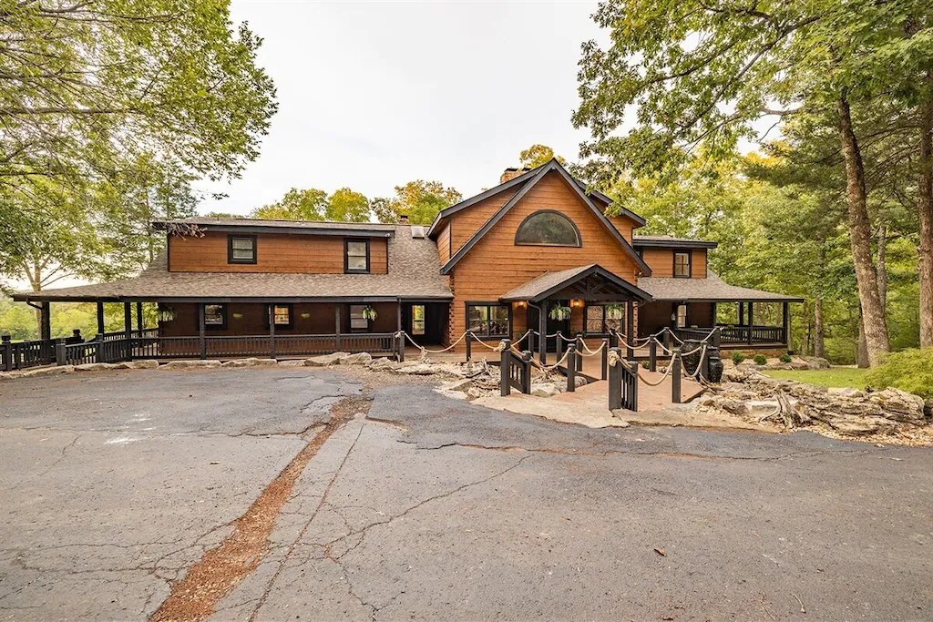 Dancing Bear Ranch Branson Memories & Lodging