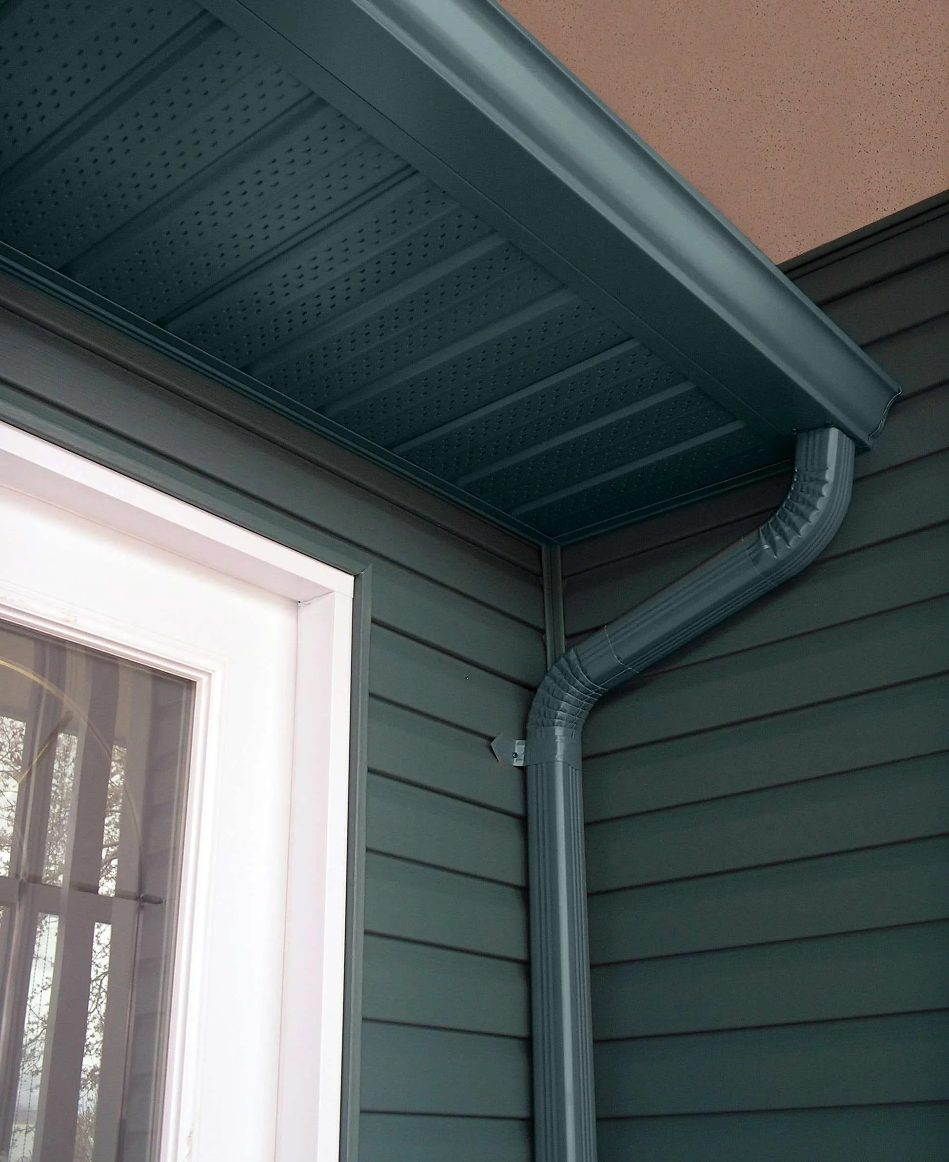 Brantford Gutter Eavestrough Installation (Affordable)