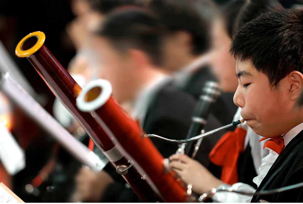 How to Play the Bassoon Brass 'n Wind