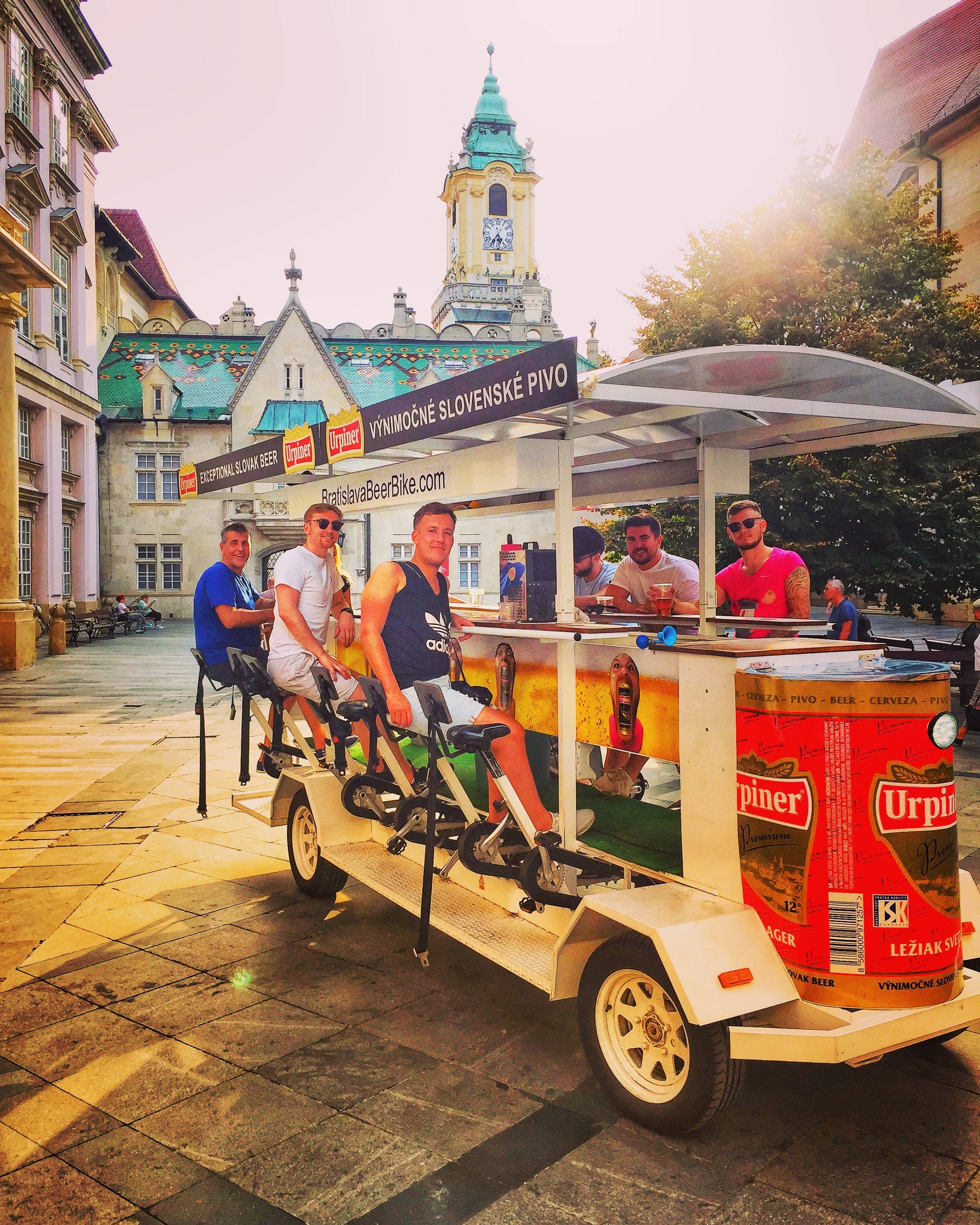 Náš beerbike Bratislava Beerbike