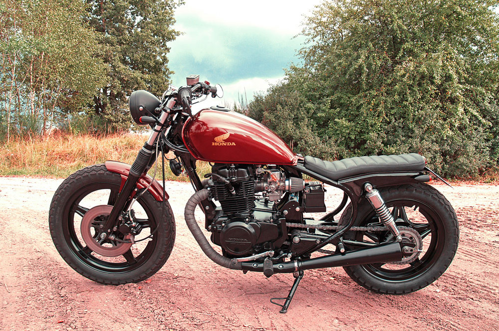 Honda CM 400 T bobber (1000 x 664 Pixel)