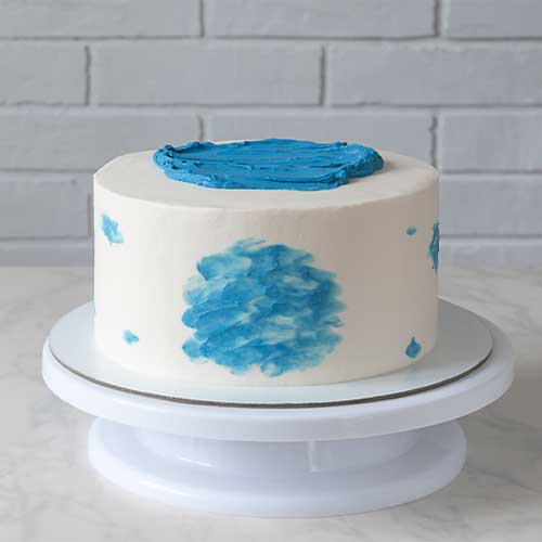 BREAD & Beyond Classic Celebration Cake