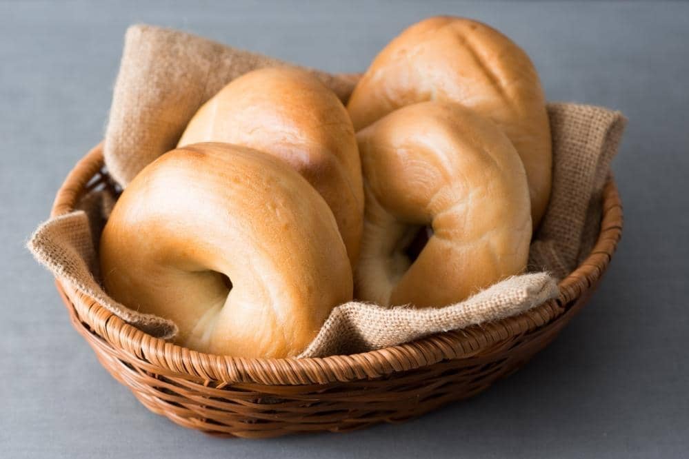 Can Bagels Last Two Weeks? Bread and Buzz