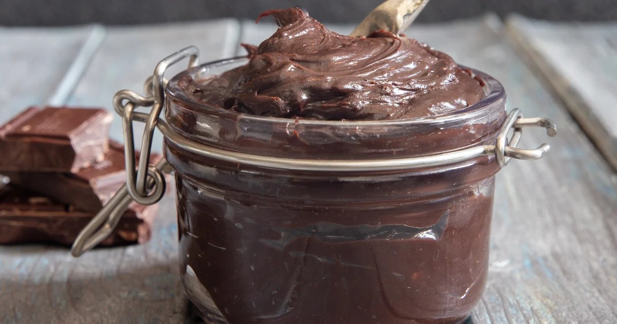 Easy Chocolate Cream Spread Breads and Sweets