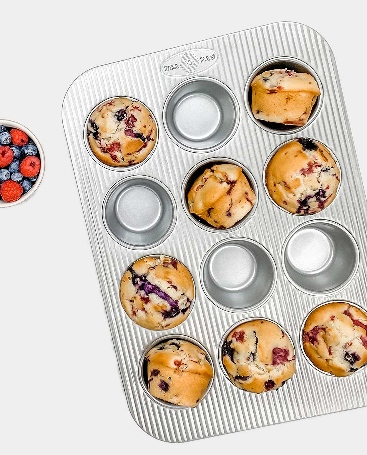 USA Pan 12 Cup Cupcake & Muffin Pan Breadtopia
