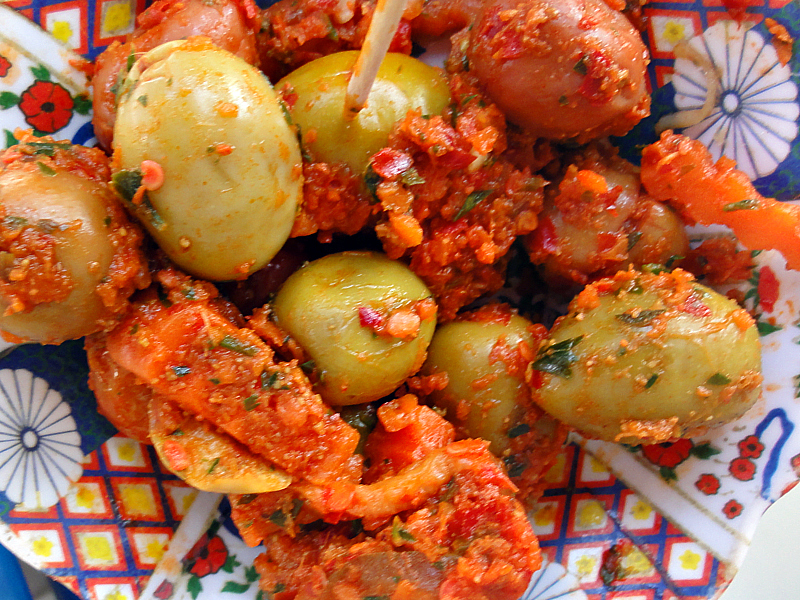 What do Moroccans eat?