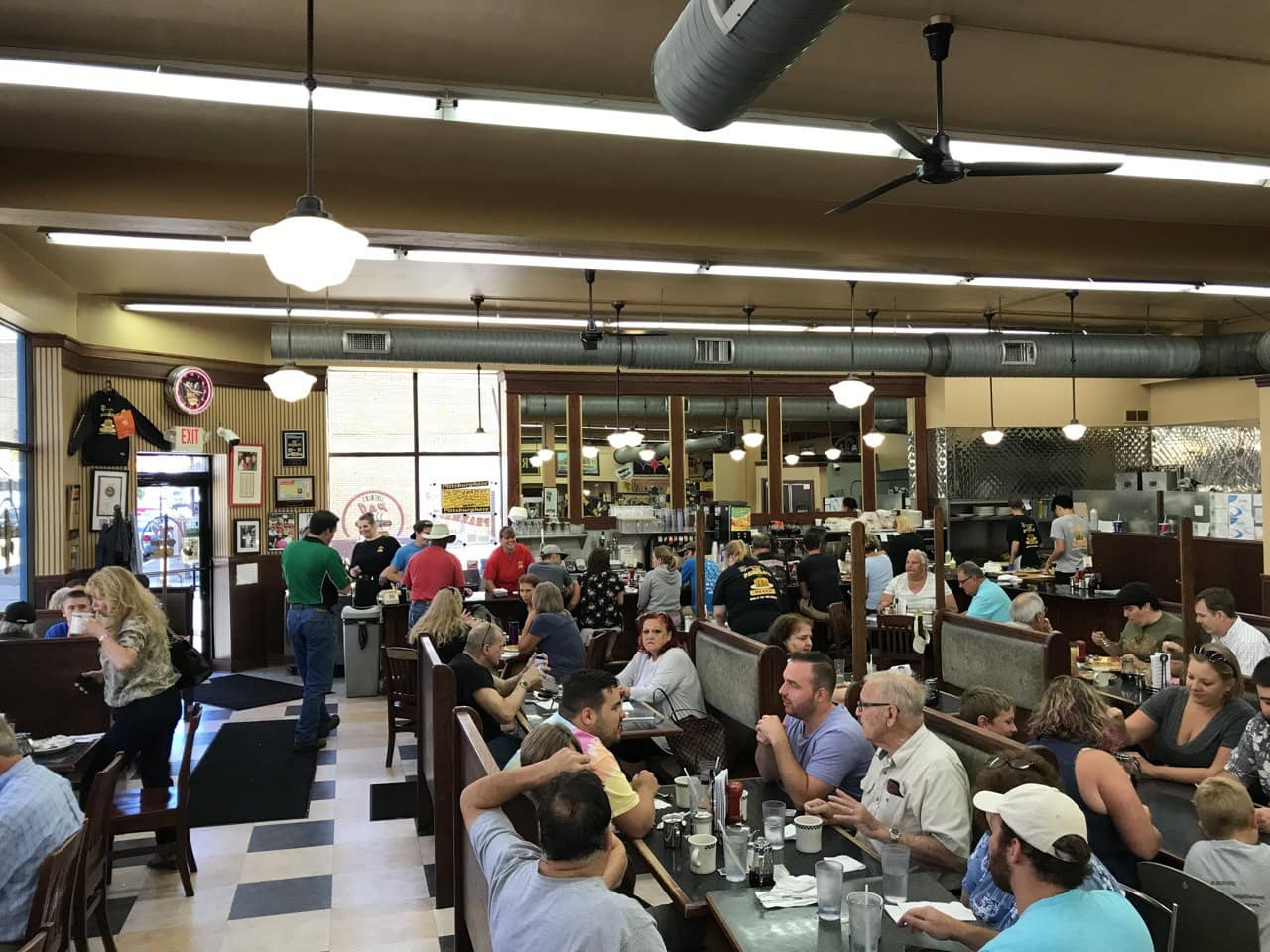 P&G Diner at the Lincoln Pittsburgh, PA Breakfast With Nick